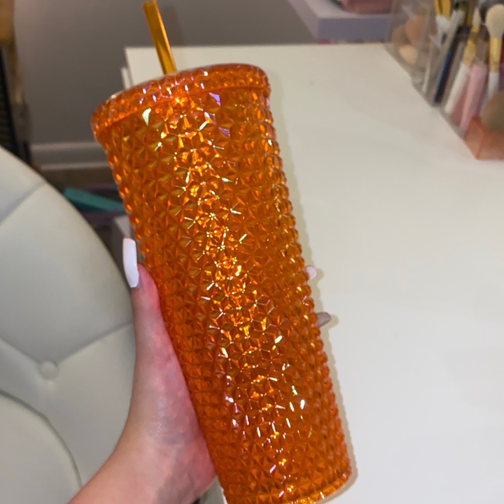 Halloween theme tumbler🧡